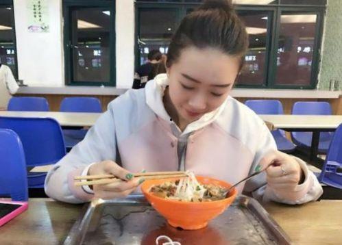 娱乐吃瓜酱食堂大叔,大叔带你领略娱乐圈的酸甜苦辣  第1张 娱乐吃瓜酱食堂大叔,大叔带你领略娱乐圈的酸甜苦辣  第1张